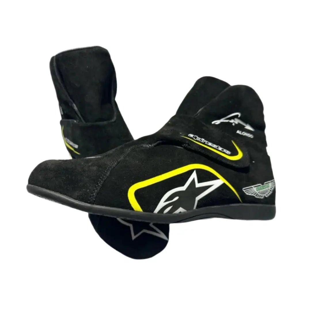 2023_Fernando_Alonso_Aston_Martin_F1_Race_Boots_for_Superior_Performance-001.jpg 2023 Fernando Alonso Aston Martin F1 Replica Racing Boots – SpeedX Racegear product photo