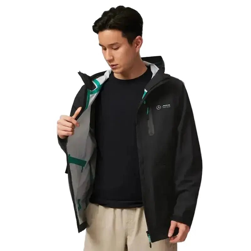 Mercedes-AMG_F1_Performance_Jacket-004.jpg