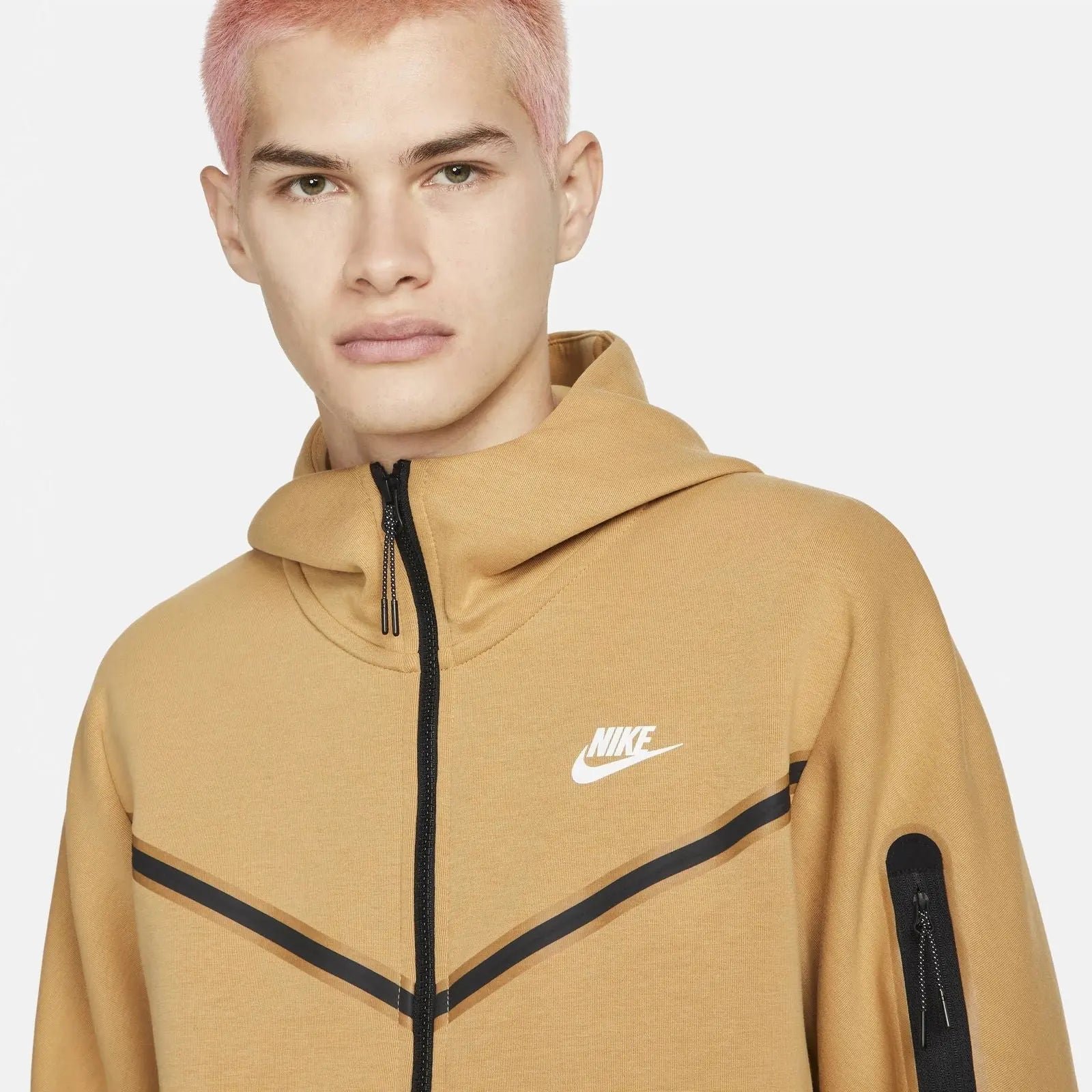 Nike_Sportswear_Tech_Fleece_Men_s_Full-Zip_Hoodie_-005.jpg